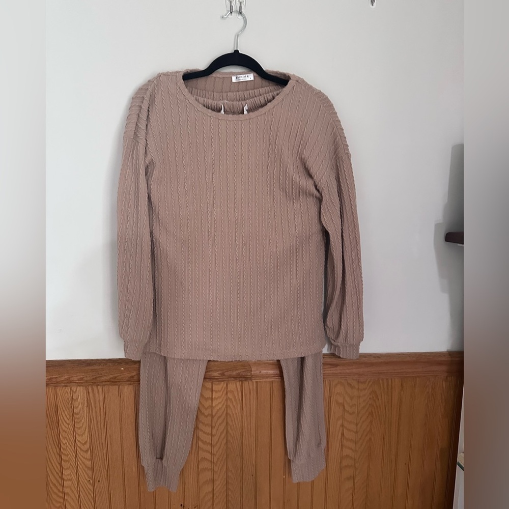 Ribbed Knit Lounge Set in Taupe